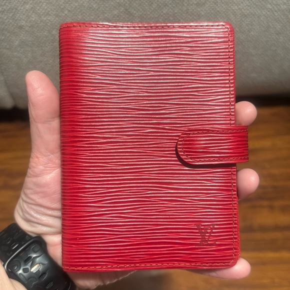 Louis Vuitton Authentic Red Epi Leather Small Agenda PM/ Passport Holder CA0959 - Picture 5 of 17